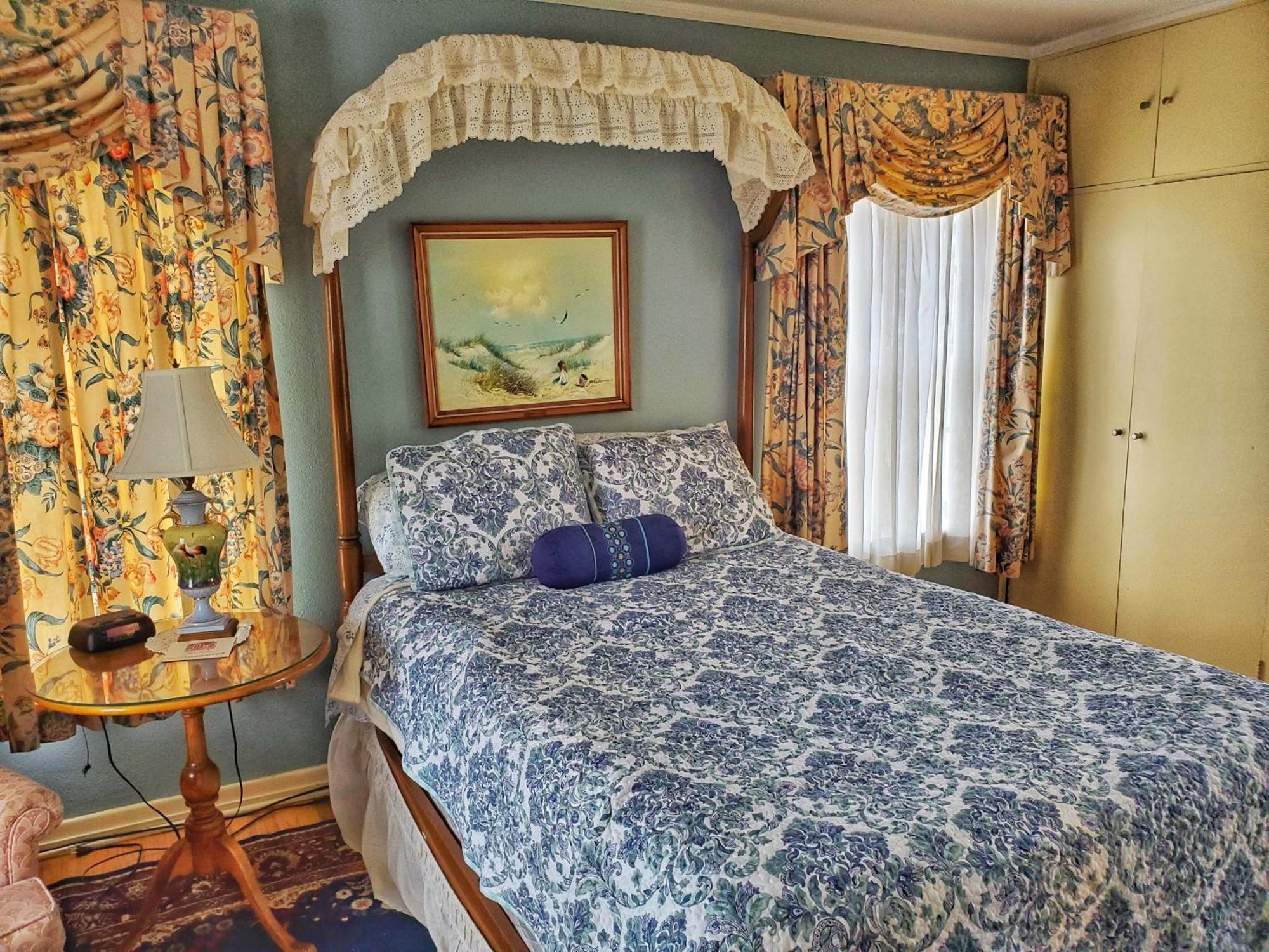 Montague Inn Bed & Breakfast Saginaw Eksteriør billede