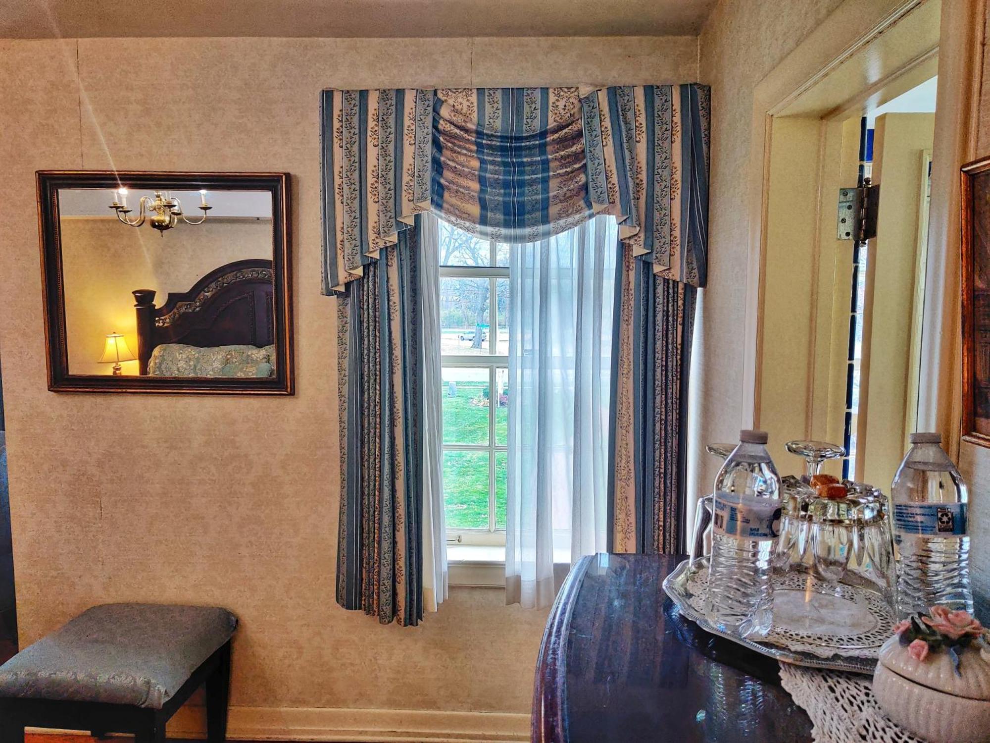Montague Inn Bed & Breakfast Saginaw Eksteriør billede